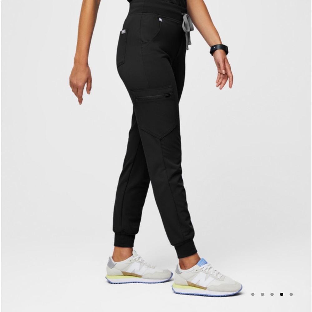 High Waisted Zamora™ Jogger Scrub Pants 2.0